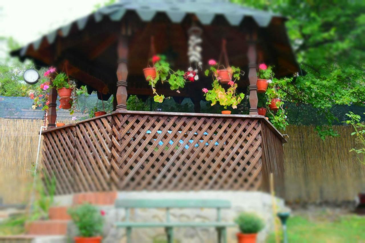 Casa Smeilor Horezu Ngoại thất bức ảnh