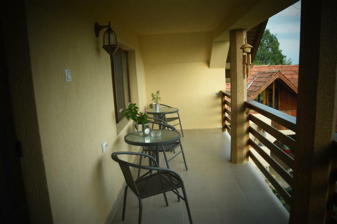 Casa Smeilor Horezu Ngoại thất bức ảnh